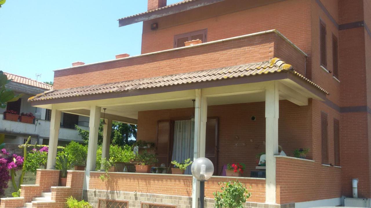B&B La Villetta Rossa Anzio Ngoại thất bức ảnh